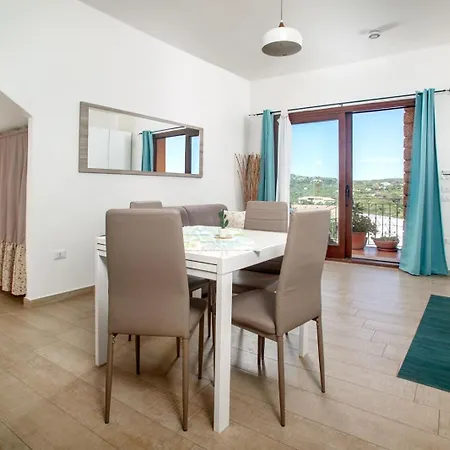 Casa Miramar E Casa Solemar * סנטה טרזה גאיורה